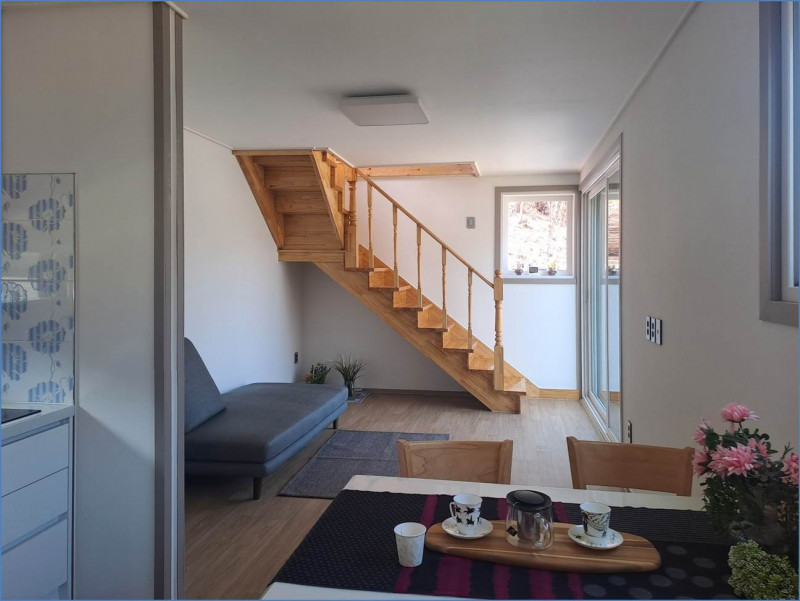 dcb275f0613efbd2ac8e9de49acc0213f038382b.jpg